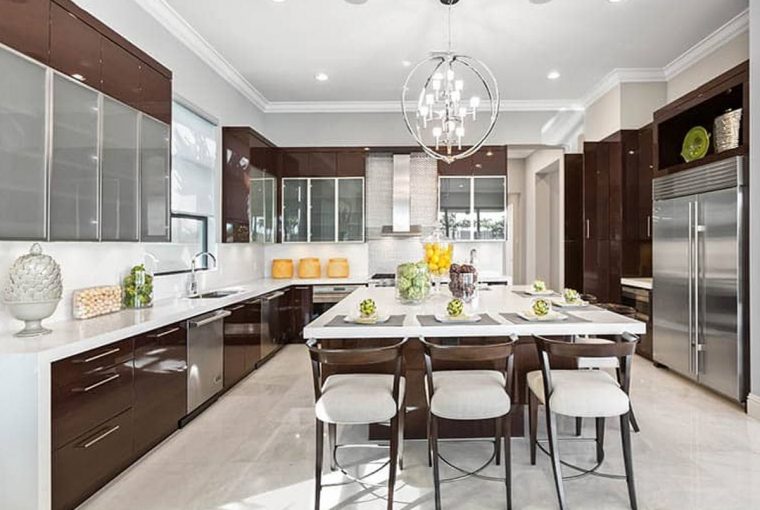 Kitchen Furniture & Fixtures